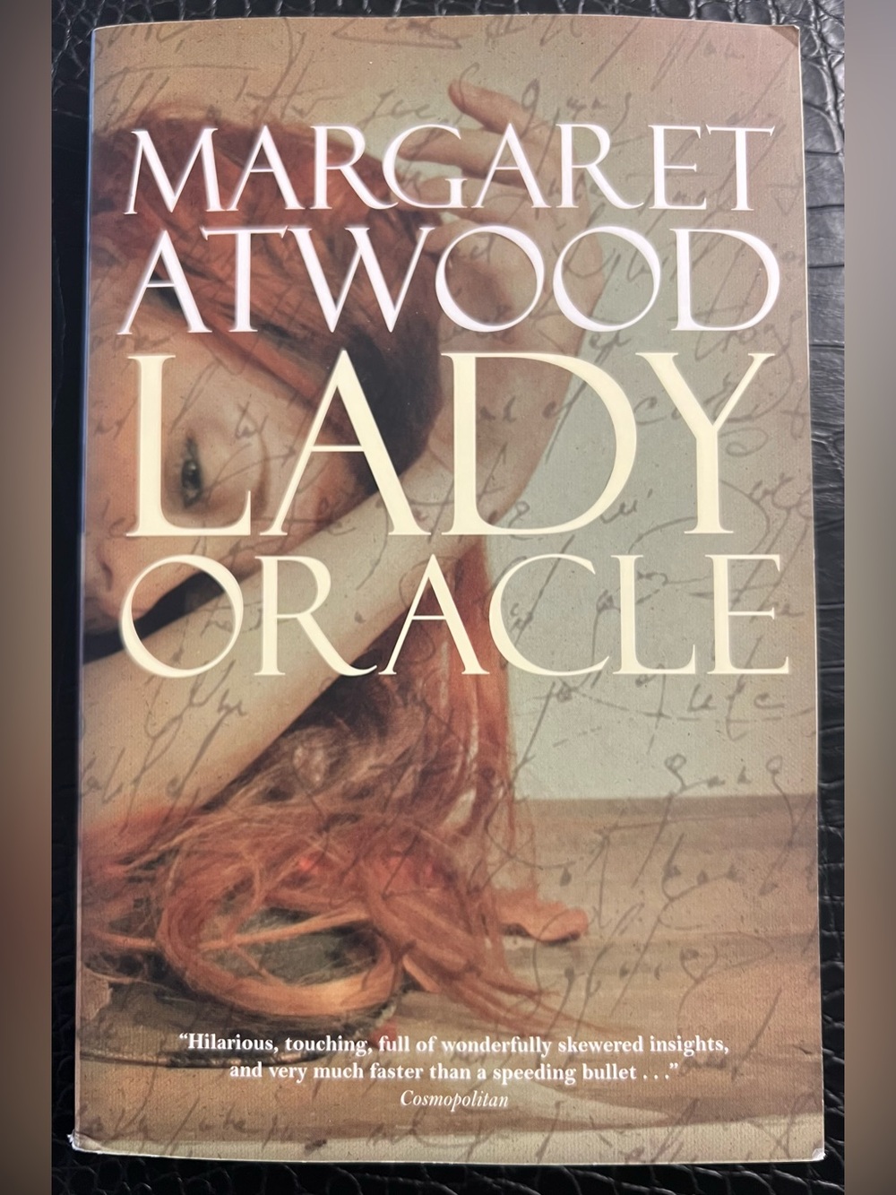 Lady Oracle by Margaret Atwood Paperback